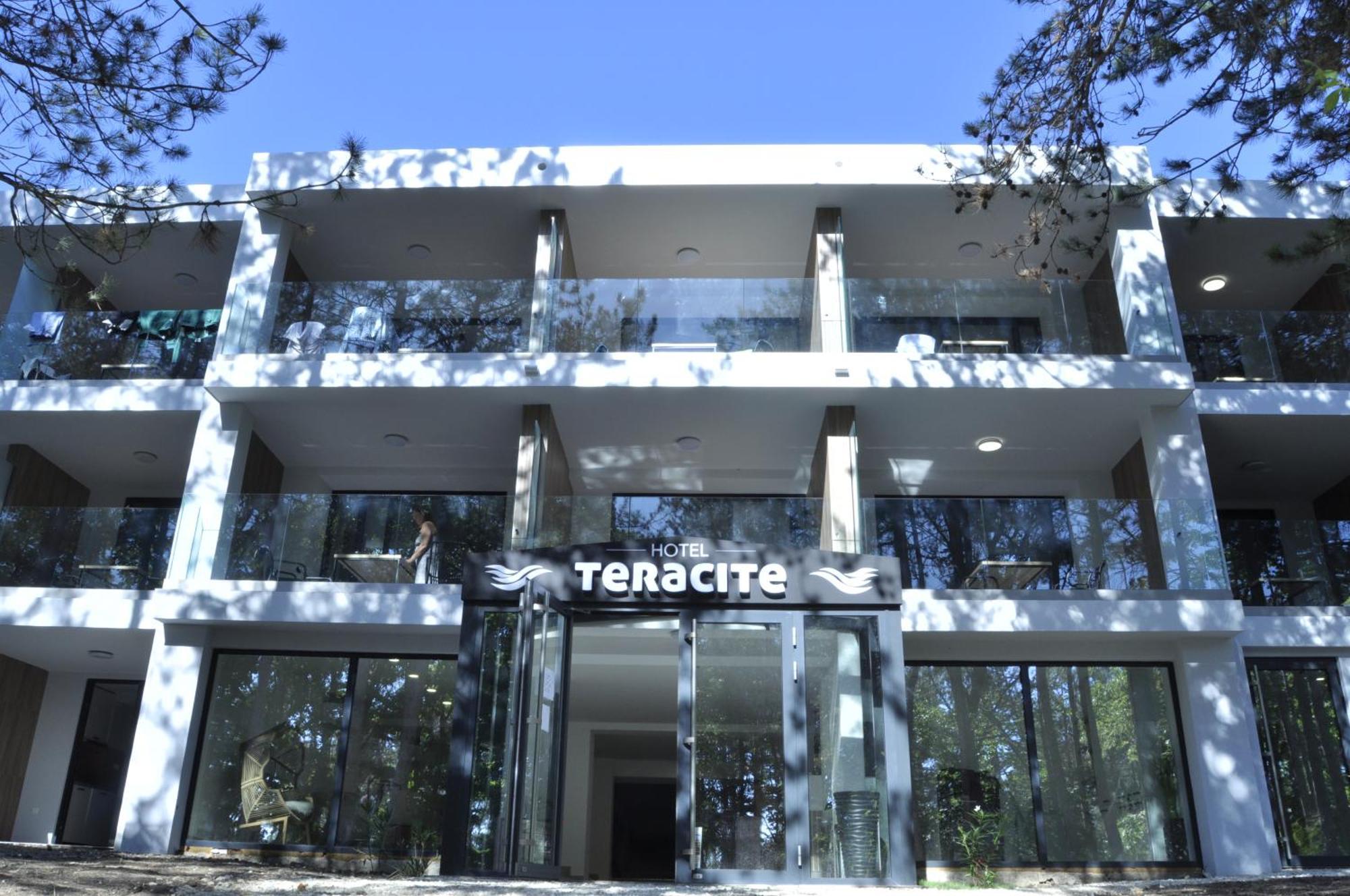 Teracite Aparthotel Varna Exterior photo
